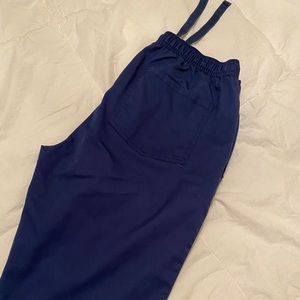 Jaanu skinny scrub pants